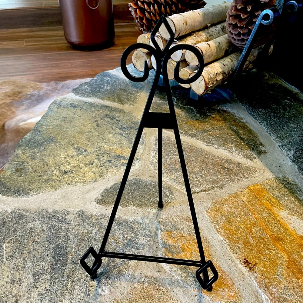 Easel